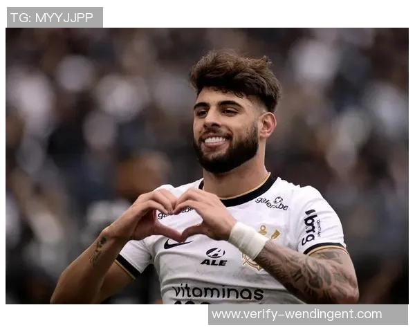 尤里在足球场上的传奇之路与他对未来足球的影响分析 尤里在足球场上的传奇之路与他对未来足球的影响分析