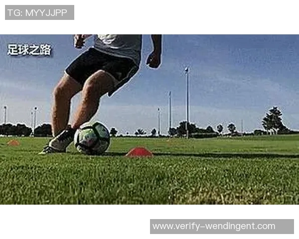 足球绑绑带的选择与使用技巧助你提升球场表现与舒适度